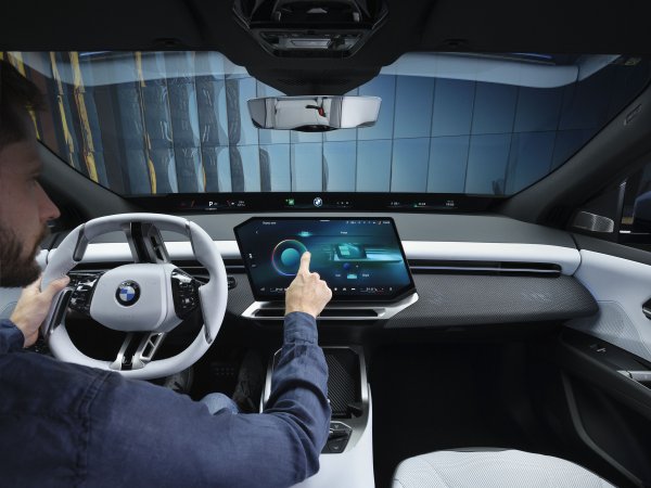 BMW predstavio iX3: Prvi serijski proizvedeni model Neue Klasse