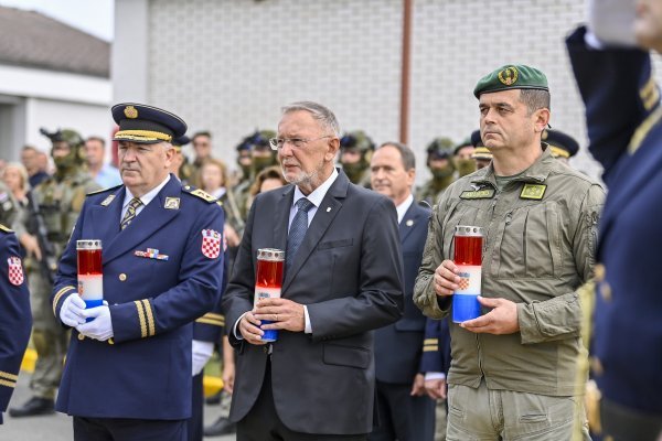 Davor Božinović