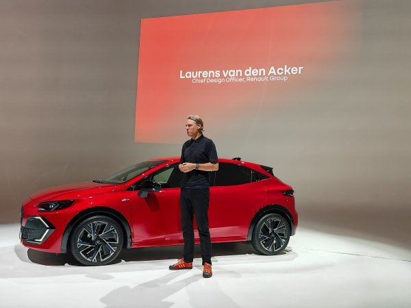 Renault Clio šesta generacija i njegov dizajner Laurens van den Acker