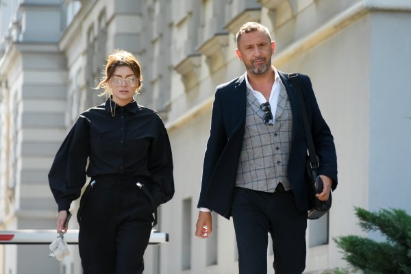 Ella Dvornik s odvjetnikom