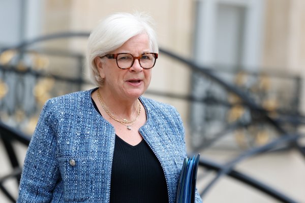 Catherine Vautrin jedna je od favoritkinja za brzogoreću fotelju premijerke