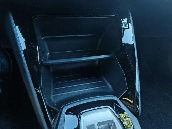 Peugeot 2008 Hybrid 145 e-DCS6 Style