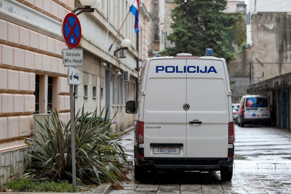 Osam Hrvata i Pakistanac prokrijumčarili više od 600 stranaca i zaradili 300.000 eura