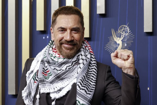Javier Bardem na dodjeli Emmyja