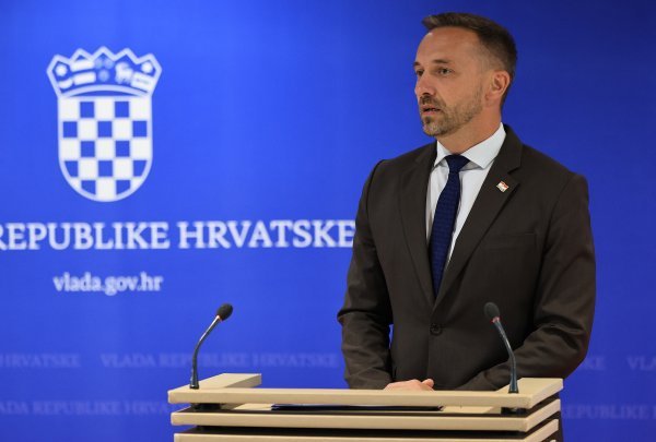 Ministar otkrio o čemu će ovisiti trajni godišnji dodatak na mirovine