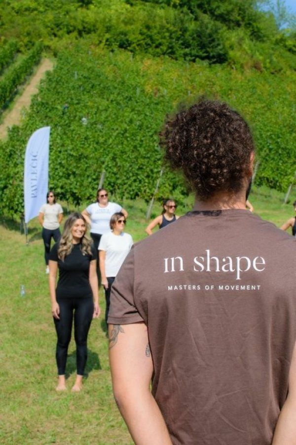 Yoga&Wine – spoj pokreta i užitka u vinogradu Pavlečić powered by In Shape