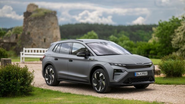 Škoda Elroq RS i mat boje
