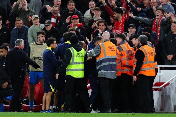 Simeone divljao i nakon kaosa: 'Nemoguće je izdržati 90 minuta ovoga. Ako se borimo protiv rasizma, onda...'