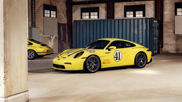Porsche: dvije generacije 911 S/T