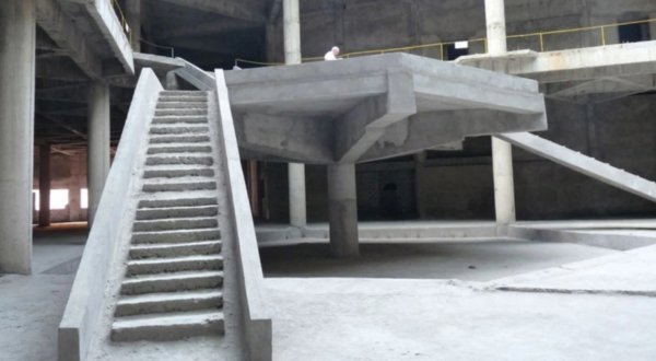 Betonska unutrašnjost hotela Ryugyong 