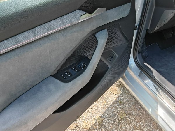 Škoda Superb Combi Selection 2.0 TDI DSG