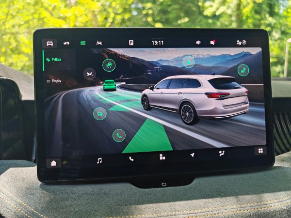 Škoda Superb Combi Selection 2.0 TDI DSG