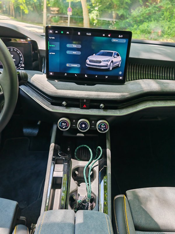 Škoda Superb Combi Selection 2.0 TDI DSG