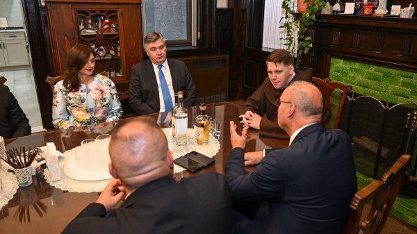 Zoran Milanović s Hrvatima u SAD-u