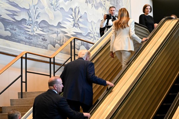 Pokretne stepenice na koje se požalio Trump