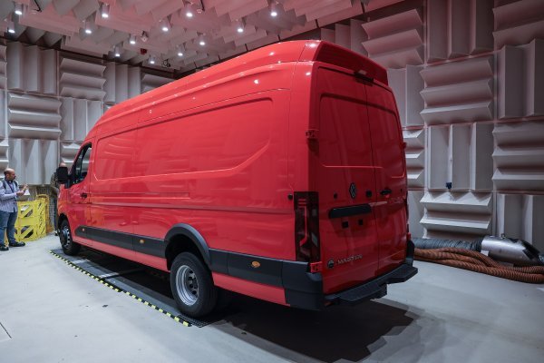 Villiers-Saint-Frédéric - istraživačko-razvojni centar posvećen Renaultovim lakim gospodarskim vozilima (LCV)