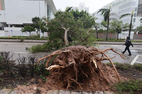 Posljedice tajfuna Ragasa u Hong Kongu
