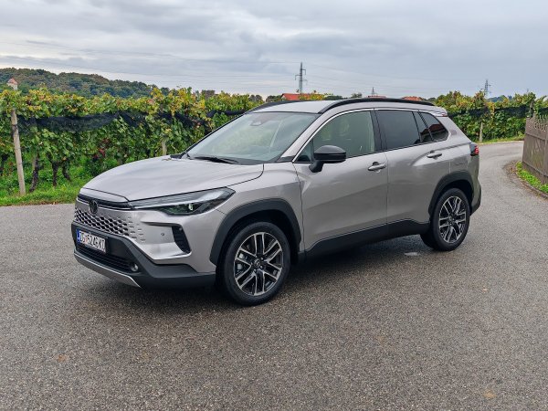 Toyota Corolla Cross - hrvatska premijera osvježenog modela