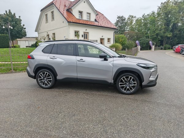 Toyota Corolla Cross - hrvatska premijera osvježenog modela