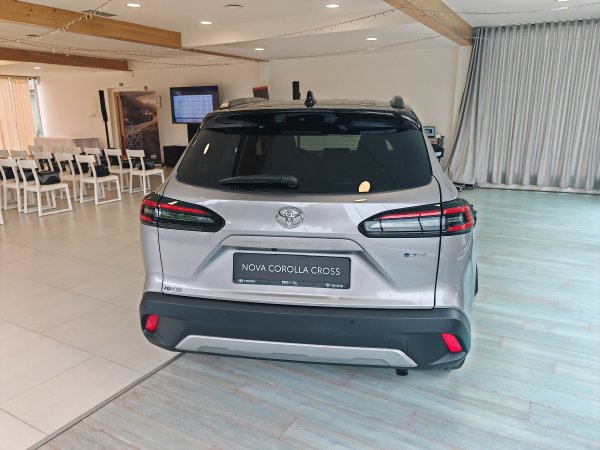 Toyota Corolla Cross - hrvatska premijera osvježenog modela