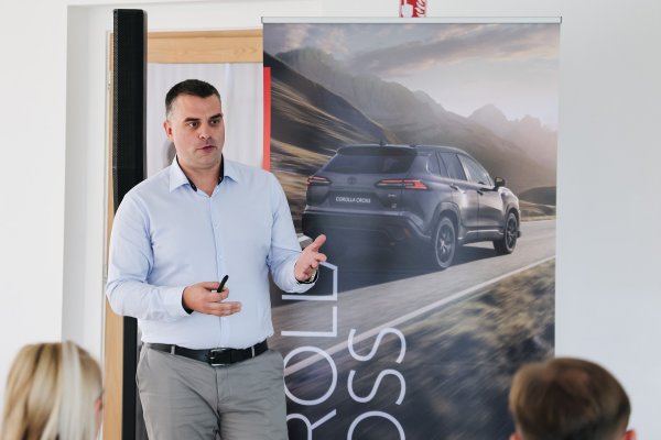 Toyota Corolla Cross - hrvatska premijera osvježenog modela - Edin Selimović, Direktor Toyota Croatia
