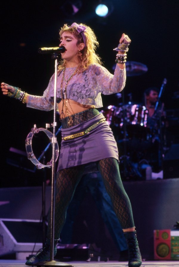 Madonna na glazbenoj turneji 'Virgin' 1985. godine