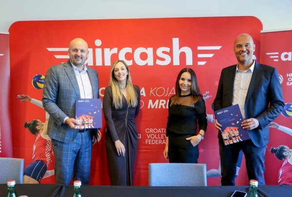 Frane Žanić i Valentina Bifflin HOS_Hrvoje Ćosić i Lea Baričić Bićanić Aircash
