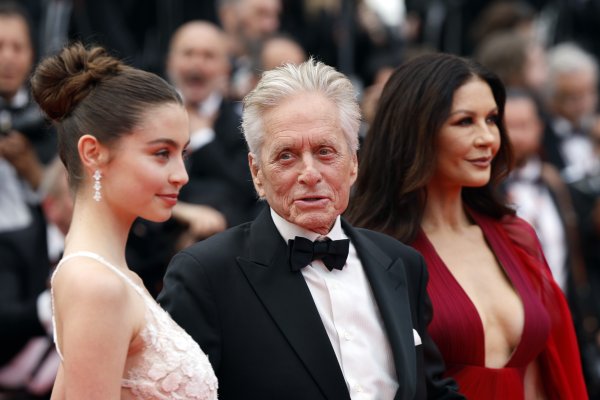 Carys Douglas, Michael Douglas, Catherine Zeta-Jones