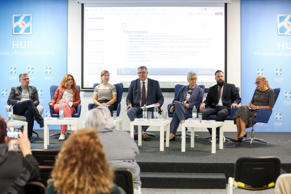 HUP je održao konferenciju na temu: 'Tko će skrbiti o starijima?'