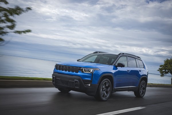 Jeep Cherokee Overland (za 2026.)