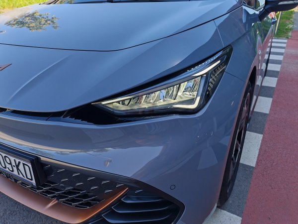 Cupra Born 77 (82) kWh eBoost