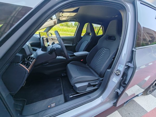 Cupra Born 77 (82) kWh eBoost