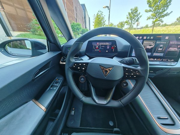 Cupra Born 77 (82) kWh eBoost