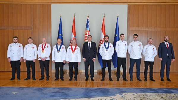 Milanović s predstavnicima Hrvatskog kuharskog saveza