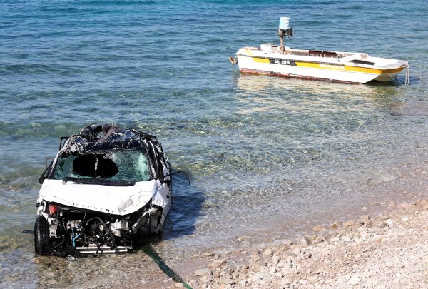 Iz mora kod Senja izvučen automobil