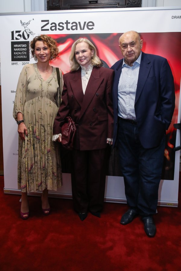 Tena Štivičić, Jadranka Sloković i Čedo Prodanović