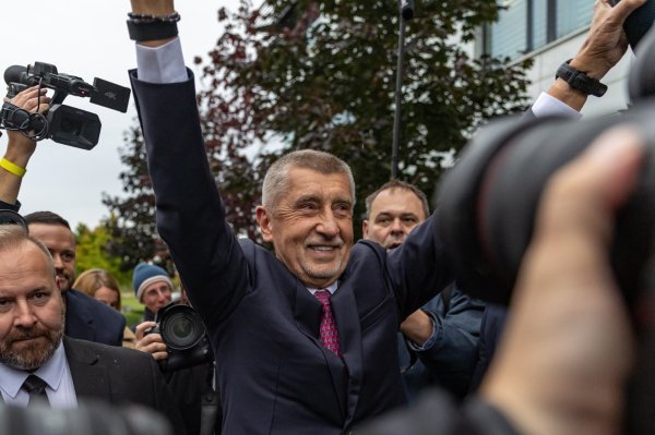 Andrej Babiš slavi izbornu pobjedu