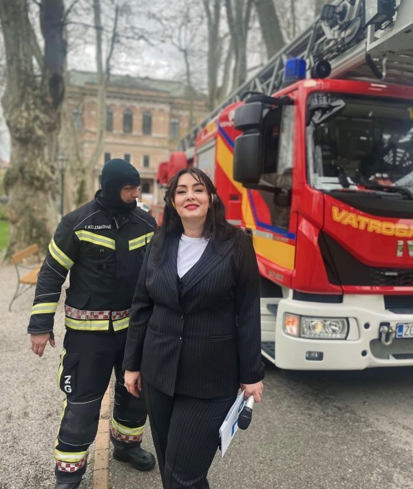 Za vrijeme zagrebačkog potresa ostala u radijskom eteru uz slušatelje preko 10 sati