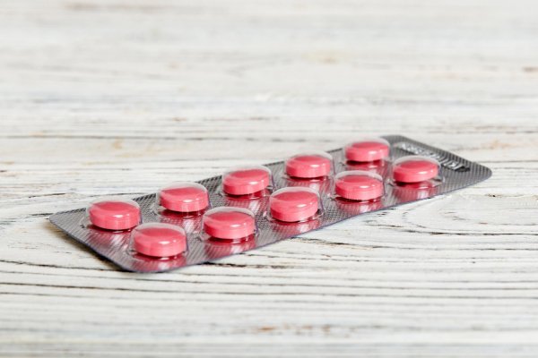 Ibuprofen i alkohol predstavljaju opasnost za želudac