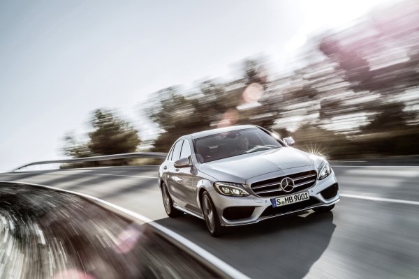 2015-Mercedes-C-Class