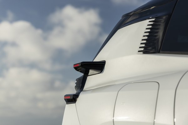Citroën C5 Aircross Plug-in Hybrid 195 - dinamička premijera
