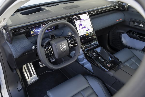 Citroën C5 Aircross Plug-in Hybrid 195 - dinamička premijera