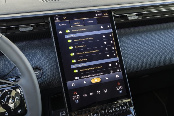 Citroën C5 Aircross Plug-in Hybrid 195 - dinamička premijera