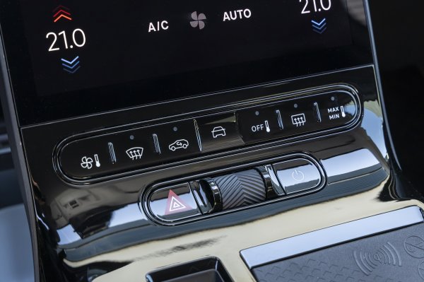 Citroën C5 Aircross Plug-in Hybrid 195 - dinamička premijera