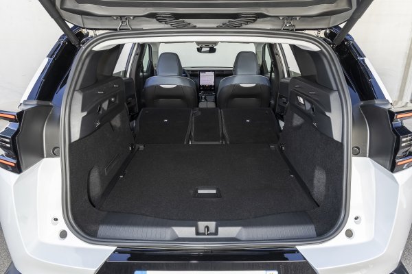 Citroën C5 Aircross Plug-in Hybrid 195 - dinamička premijera