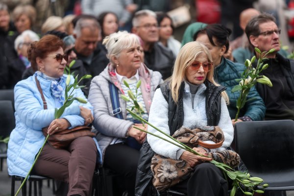Komemoracija za Halida Bešlića u Sarajevu