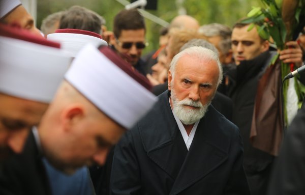 Pogreb pjevača Halida Bešlića na gradskom groblju Bare