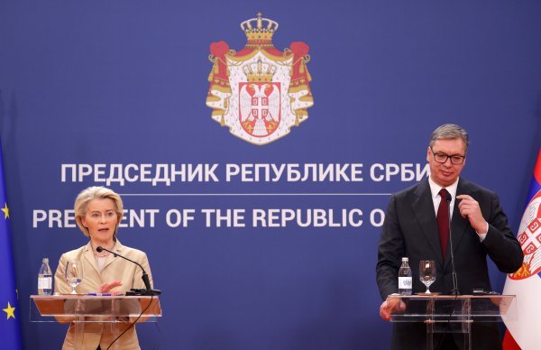 Ursula von der Leyen sastala se s Aleksandrom Vučićem
