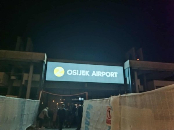 Kada na kraju tečaja vidite da ste leteći iz Zagreba osvanuli u osječkoj zračnoj luci, osjećaj je fenomenalan