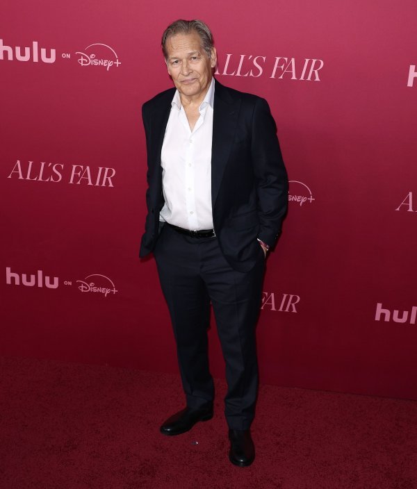 James Remar na premijeri serije 'All's Fair'